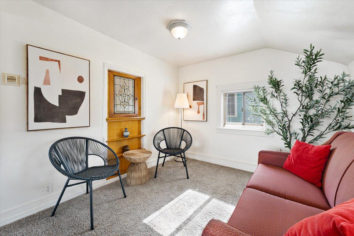 Detail Gallery Image 11 of 38 For 208 Mountain View Ave, Santa Cruz,  CA 95062 - 1 Beds | 1 Baths