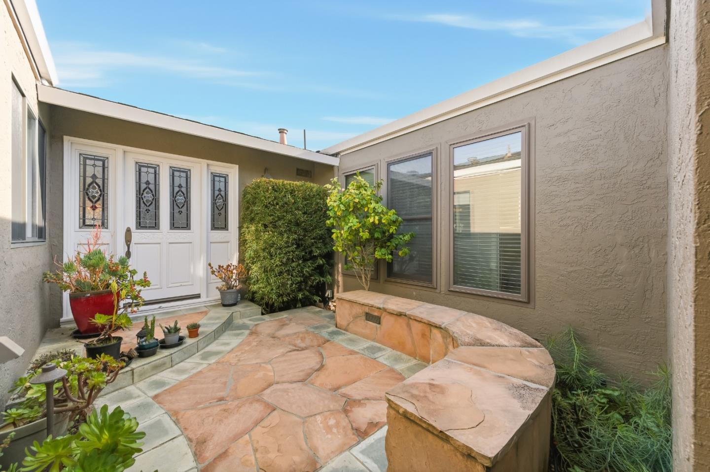 Detail Gallery Image 2 of 32 For 247 Pelican Ct, Foster City,  CA 94404 - 4 Beds | 2 Baths