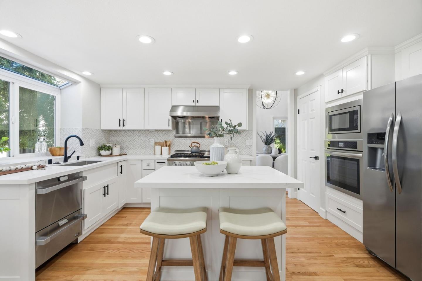 Detail Gallery Image 17 of 63 For 7121 Sheehan Ct, San Jose,  CA 95120 - 6 Beds | 3 Baths