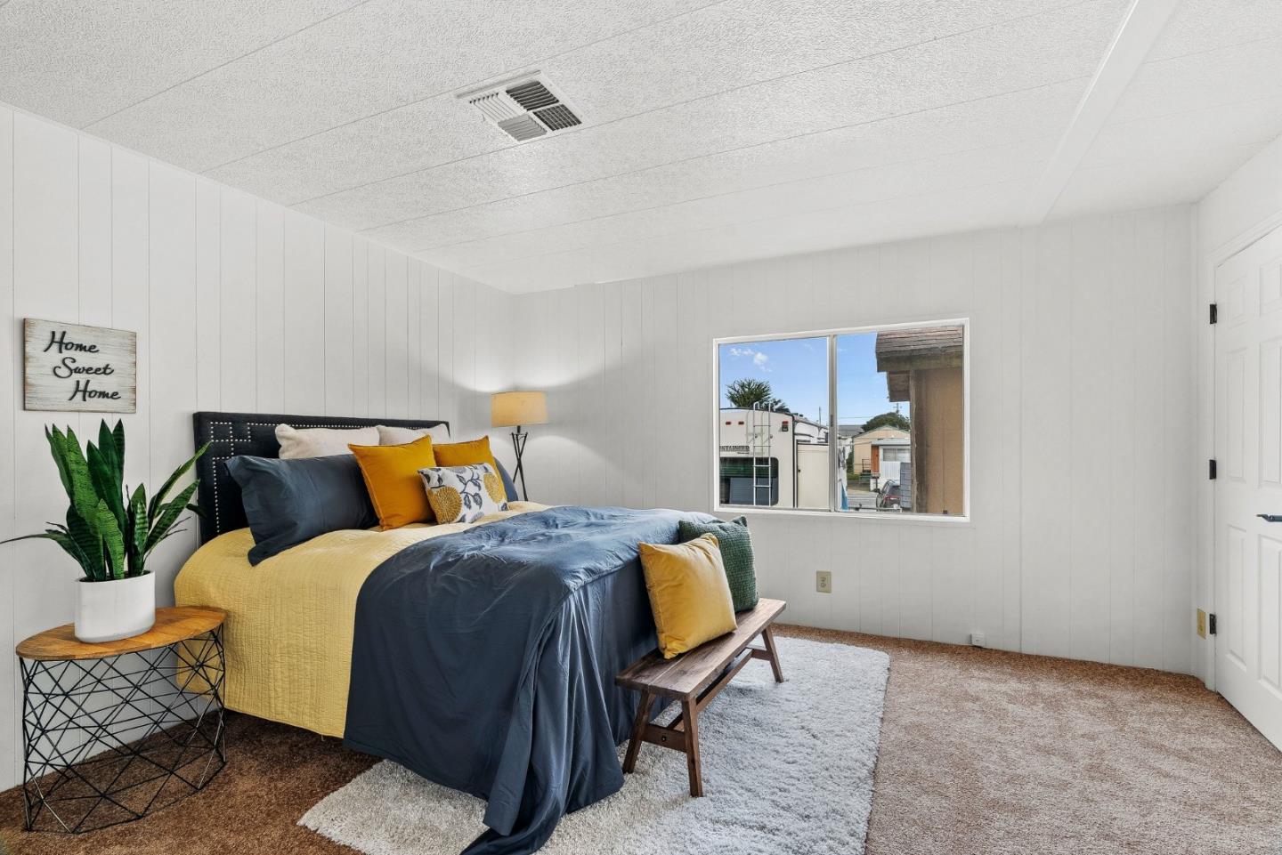 Detail Gallery Image 6 of 31 For 3128 Crescent Ave #75,  Marina,  CA 93933 - 3 Beds | 2 Baths