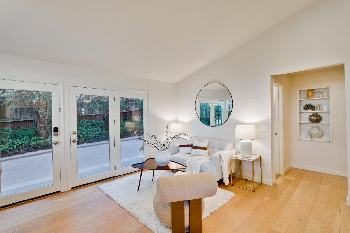 Detail Gallery Image 12 of 45 For 10741 Santa Lucia Rd, Cupertino,  CA 95014 - 3 Beds | 2 Baths