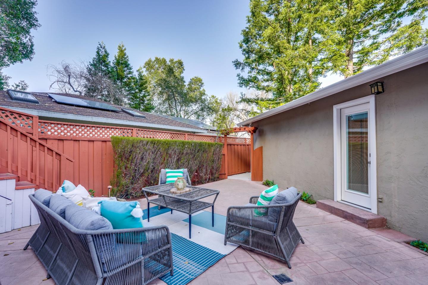 Detail Gallery Image 39 of 45 For 10741 Santa Lucia Rd, Cupertino,  CA 95014 - 3 Beds | 2 Baths