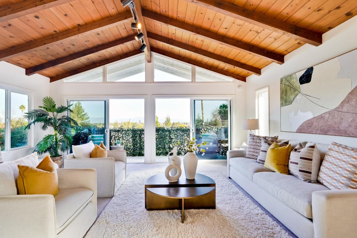 Detail Gallery Image 7 of 45 For 10741 Santa Lucia Rd, Cupertino,  CA 95014 - 3 Beds | 2 Baths