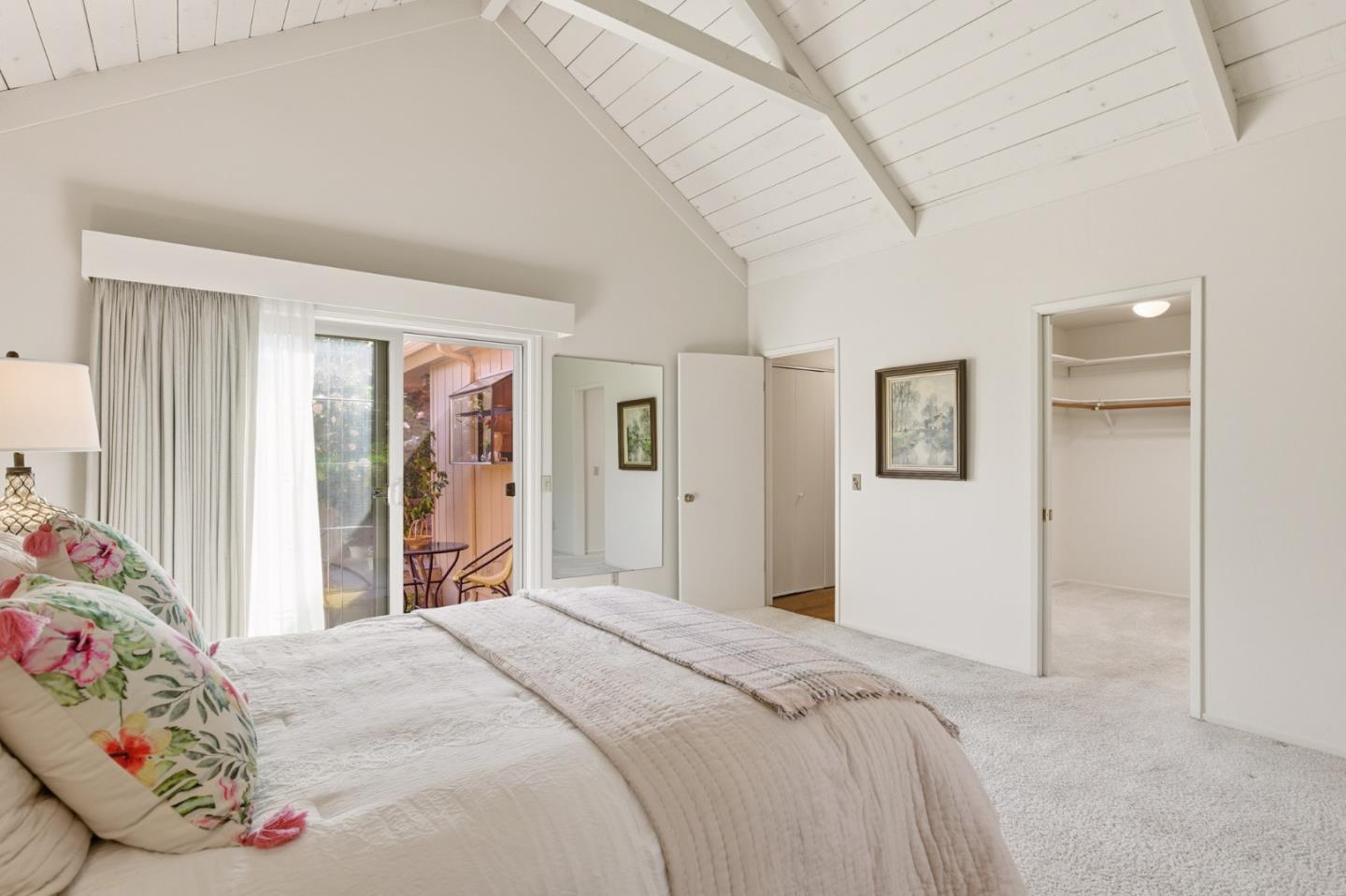 Detail Gallery Image 13 of 21 For 150 Shady Ln, Monterey,  CA 93940 - 3 Beds | 2 Baths