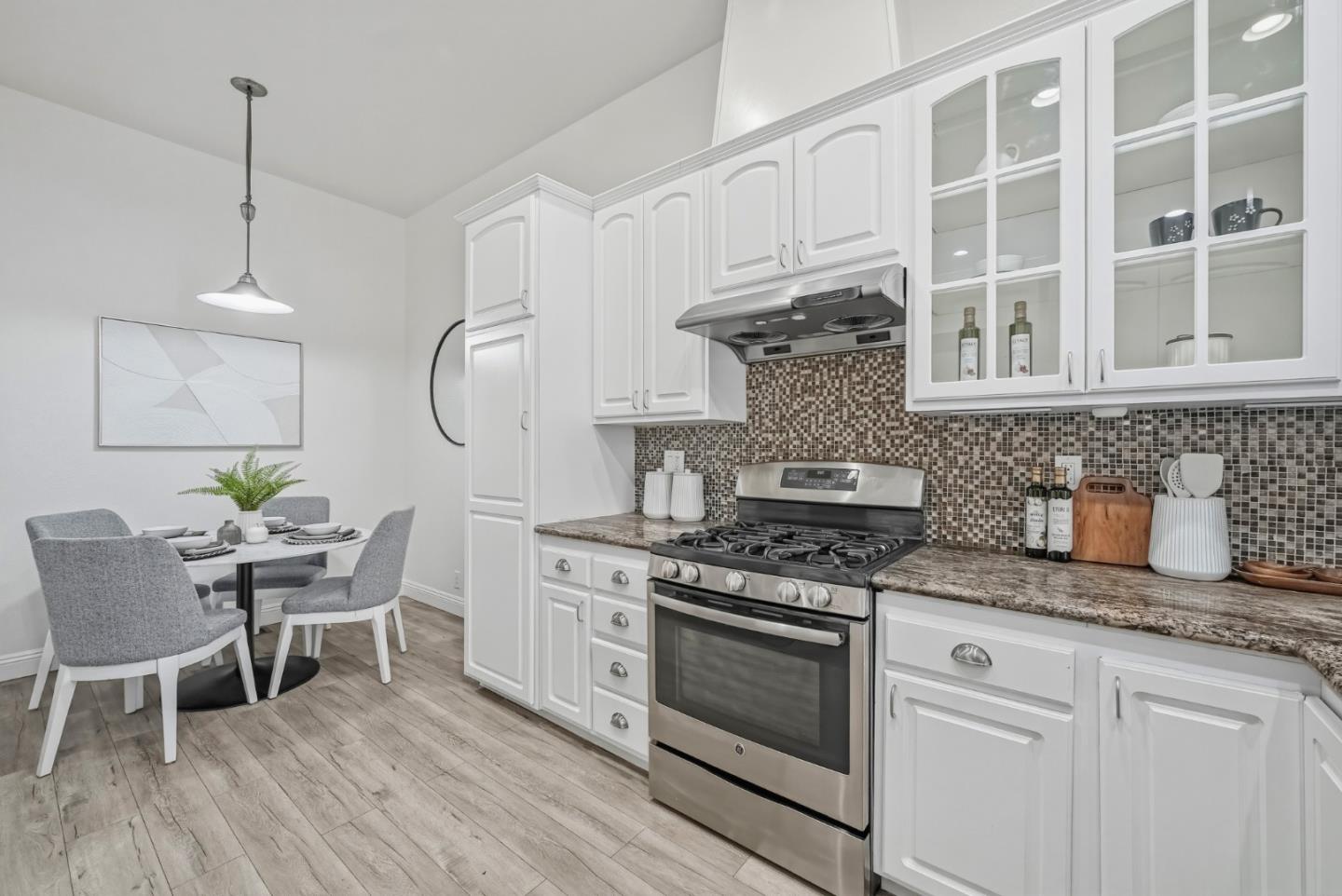 Detail Gallery Image 11 of 51 For 43548 Ocaso Corte, Fremont,  CA 94539 - 3 Beds | 2/1 Baths