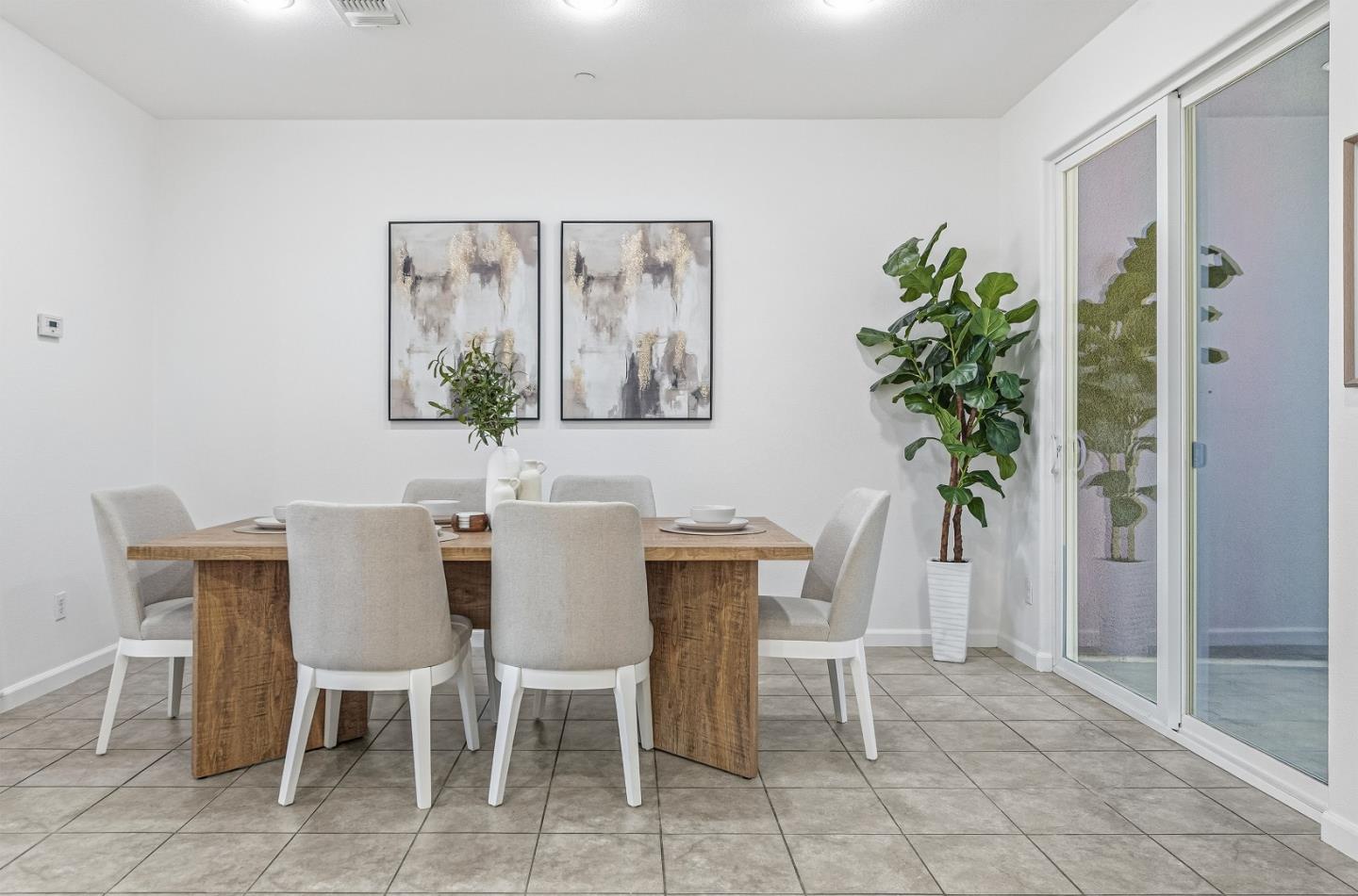 Detail Gallery Image 12 of 48 For 1463 Mercado Way, San Jose,  CA 95131 - 3 Beds | 2/1 Baths