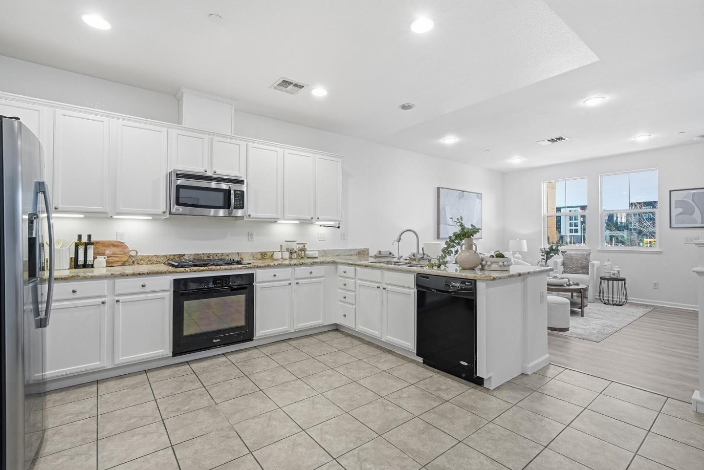 Detail Gallery Image 16 of 48 For 1463 Mercado Way, San Jose,  CA 95131 - 3 Beds | 2/1 Baths