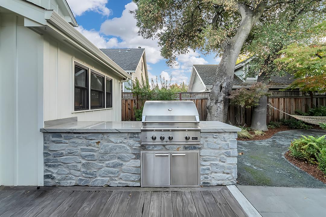 Detail Gallery Image 34 of 56 For 247 Edelen Ave, Los Gatos,  CA 95030 - 3 Beds | 2/1 Baths