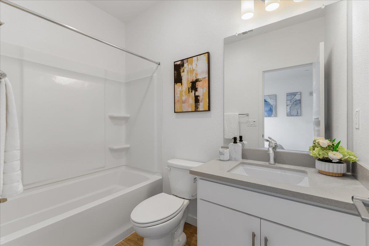 Detail Gallery Image 13 of 32 For 1863 Dobbin Dr, San Jose,  CA 95133 - 3 Beds | 3 Baths