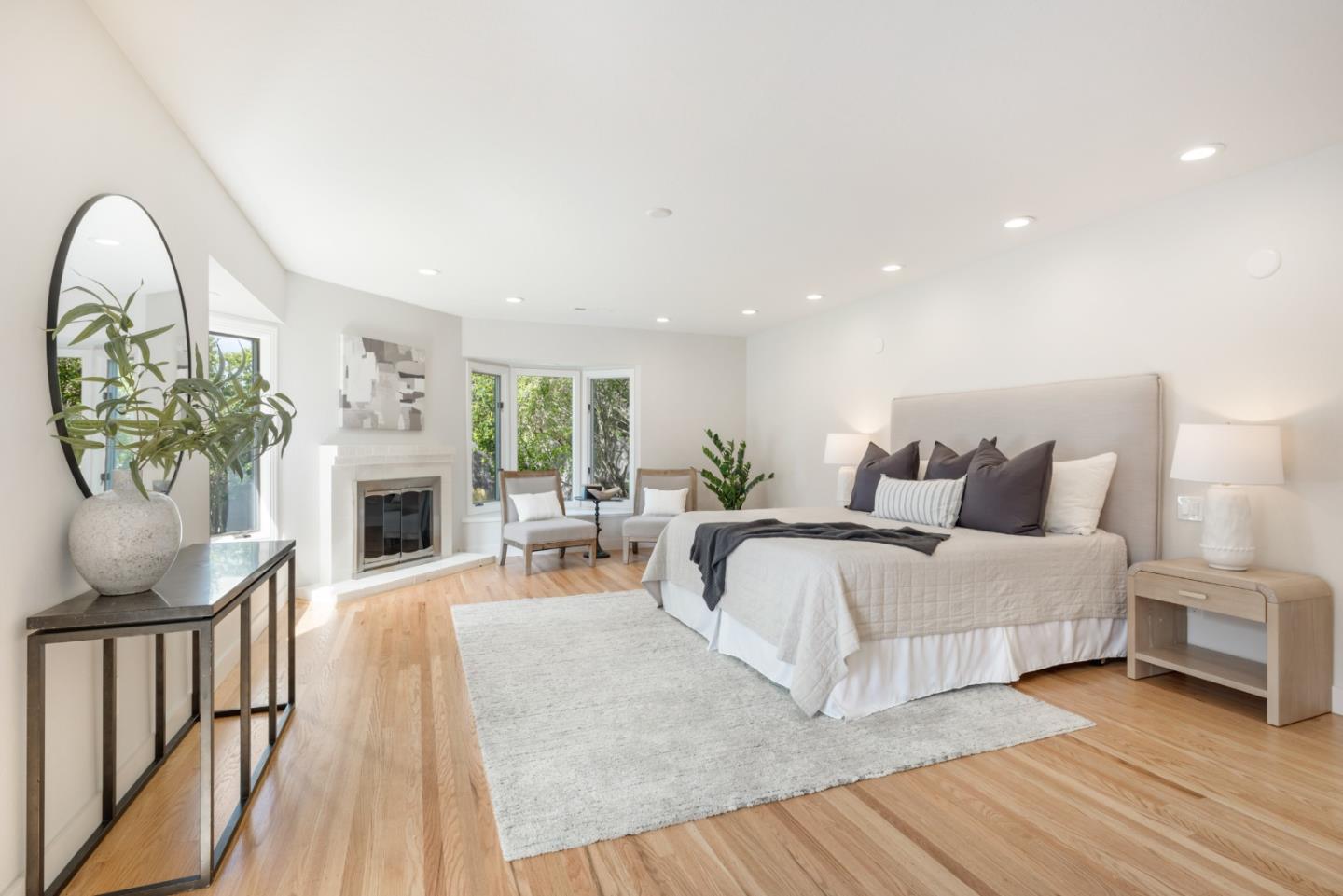 Detail Gallery Image 17 of 27 For 141 Jordan Ave, Los Altos,  CA 94022 - 3 Beds | 2 Baths