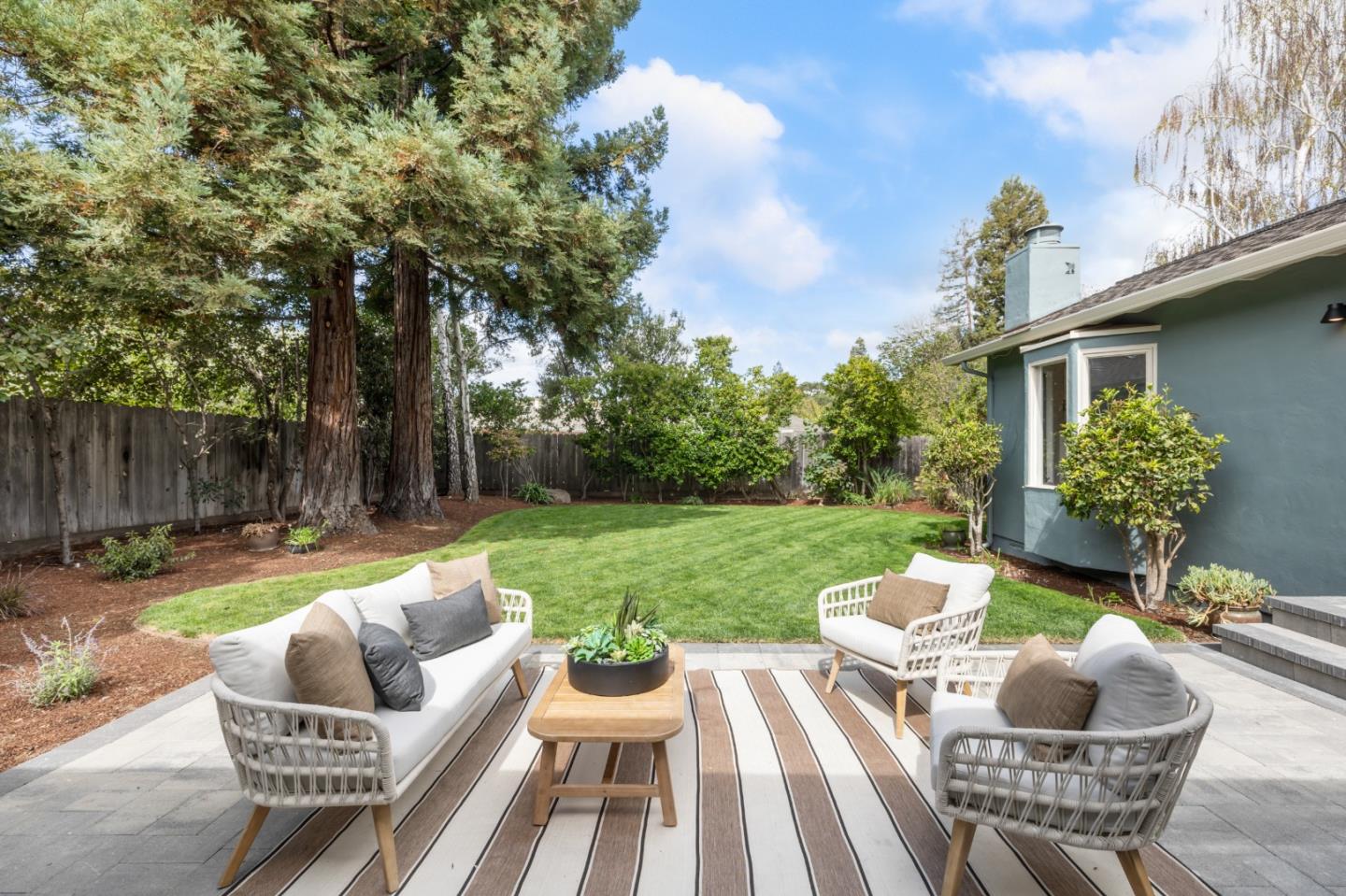 Detail Gallery Image 24 of 27 For 141 Jordan Ave, Los Altos,  CA 94022 - 3 Beds | 2 Baths