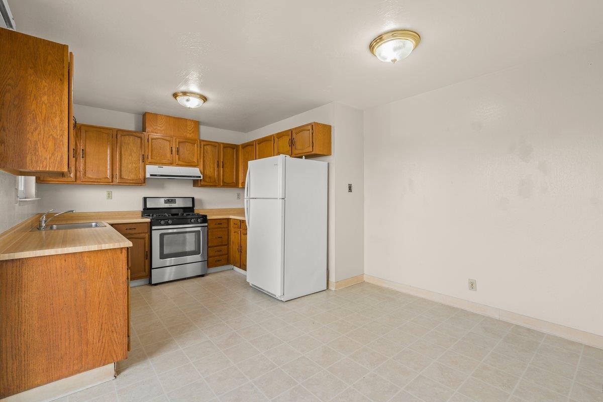 Detail Gallery Image 12 of 18 For 1625 Palmetto Ave, Pacifica,  CA 94044 - – Beds | – Baths