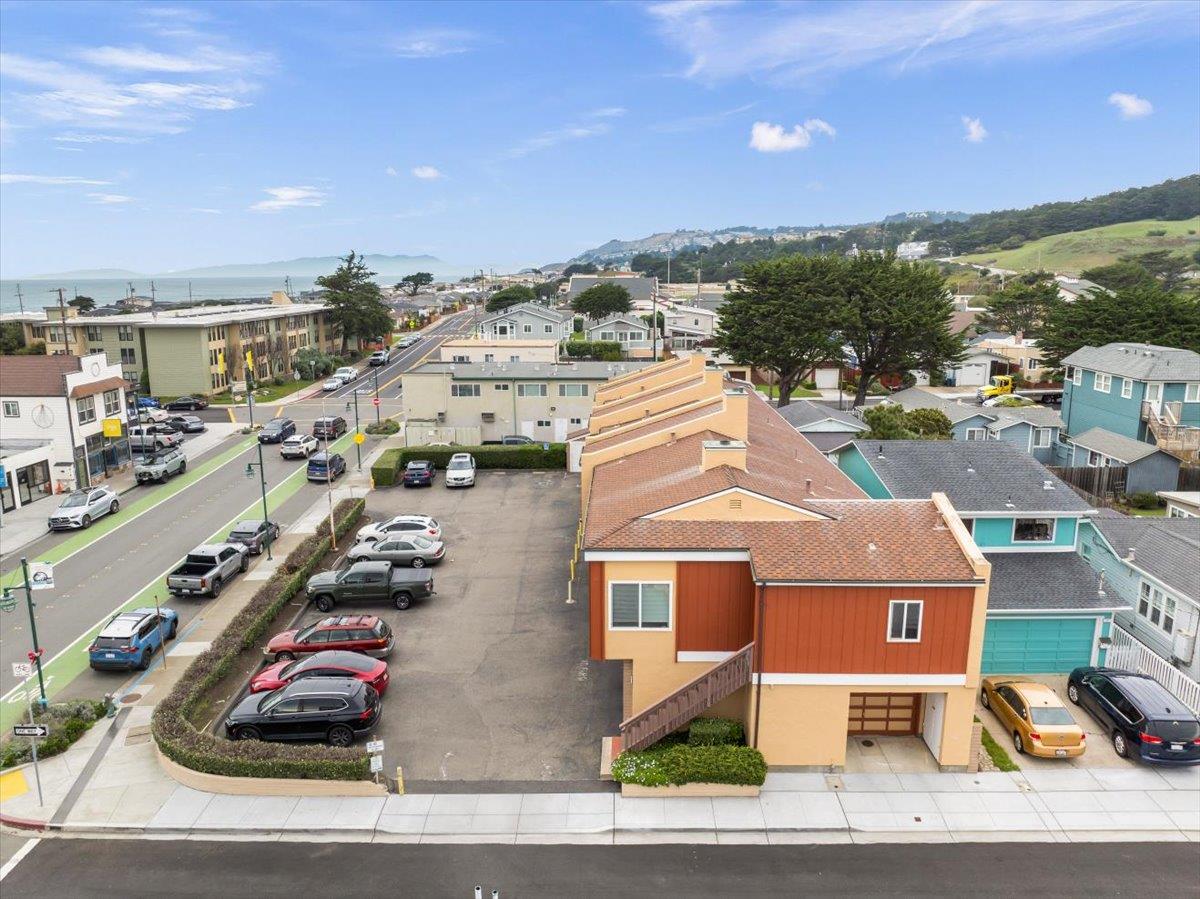 Detail Gallery Image 4 of 18 For 1625 Palmetto Ave, Pacifica,  CA 94044 - – Beds | – Baths