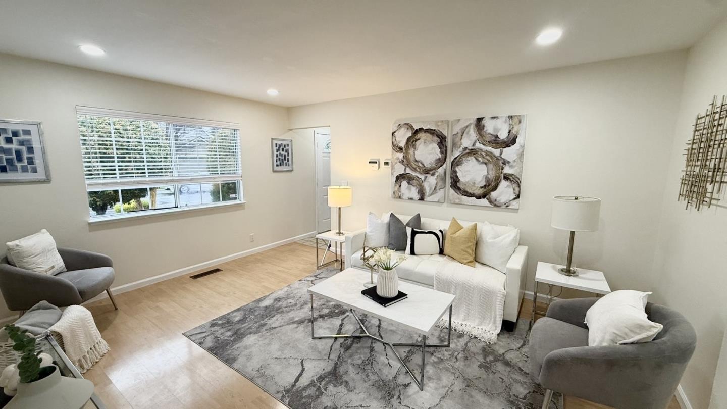 Detail Gallery Image 8 of 39 For 9130 Rancho Hills Dr, Gilroy,  CA 95020 - 3 Beds | 2/1 Baths