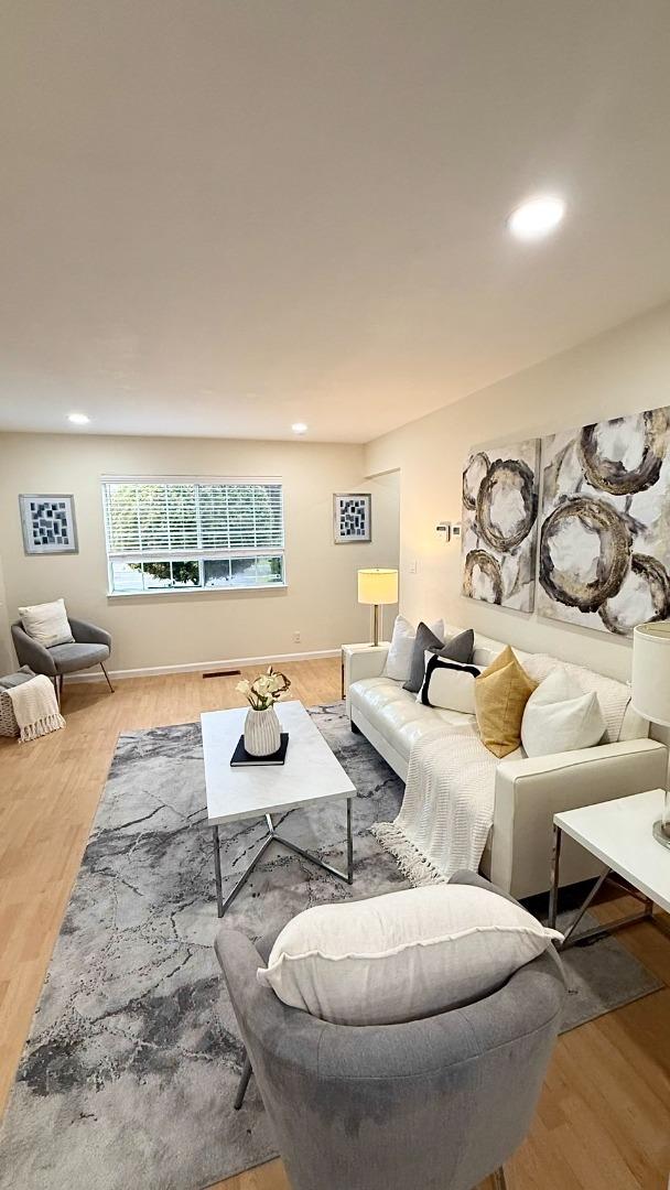 Detail Gallery Image 9 of 39 For 9130 Rancho Hills Dr, Gilroy,  CA 95020 - 3 Beds | 2/1 Baths