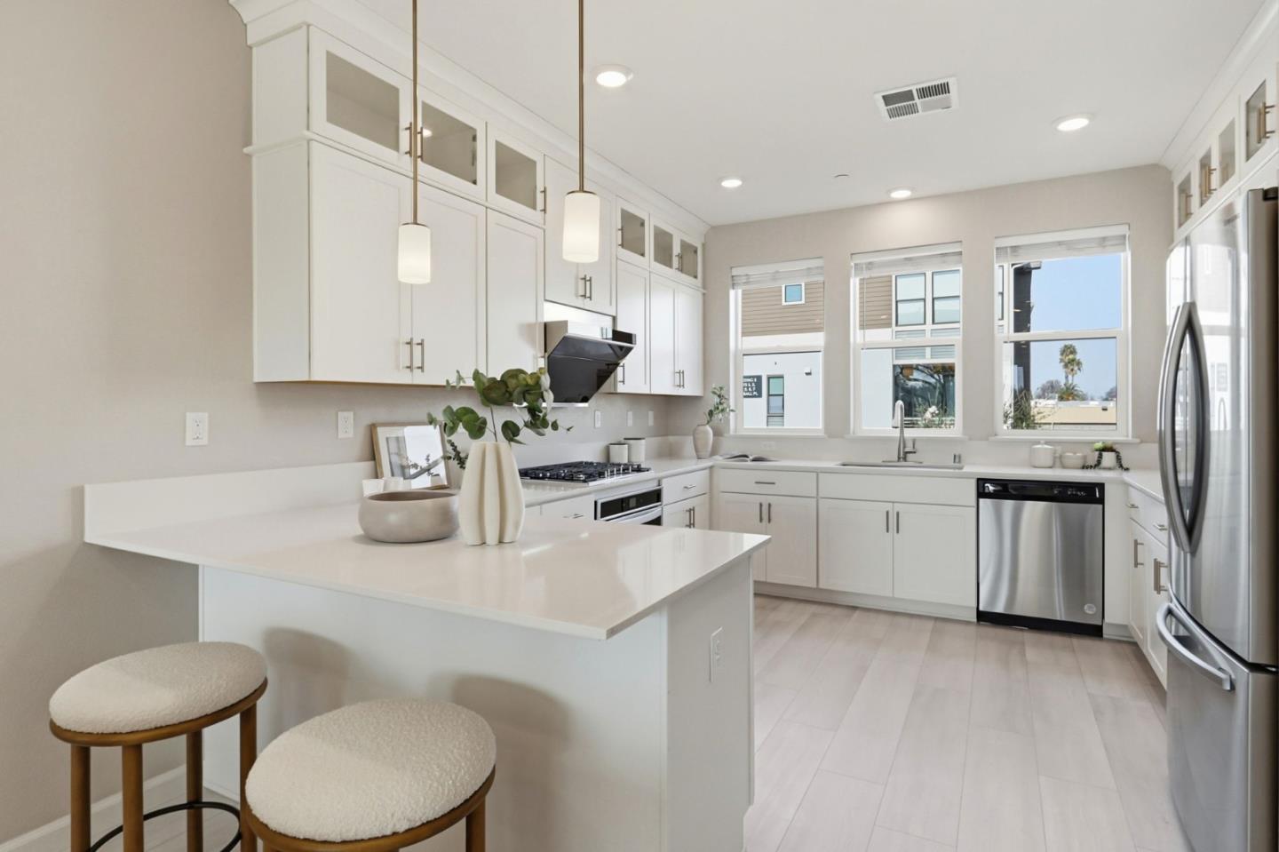 Detail Gallery Image 10 of 35 For 2760 Ball Pl #2,  Santa Clara,  CA 95051 - 2 Beds | 2/1 Baths