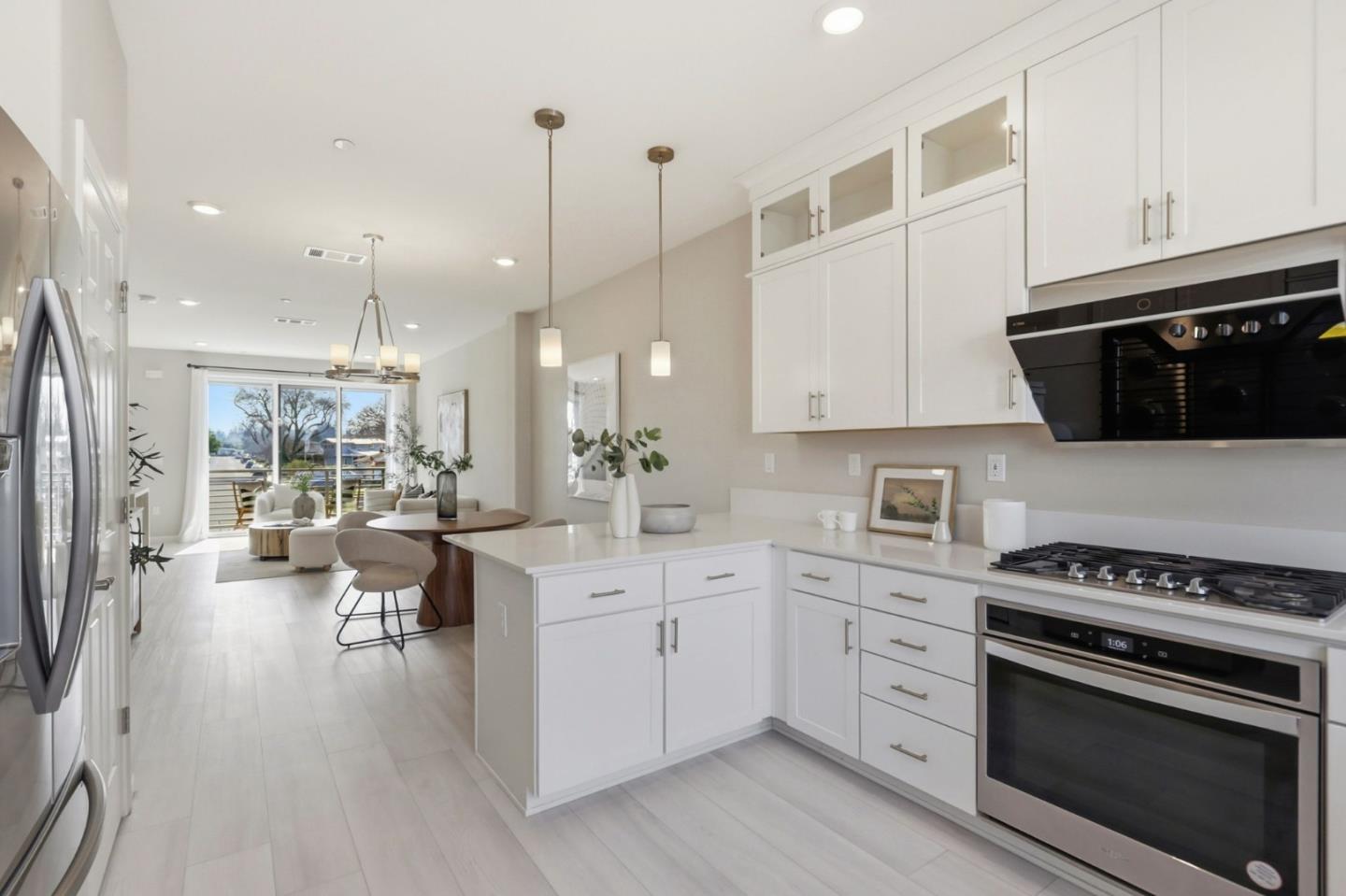 Detail Gallery Image 14 of 35 For 2760 Ball Pl #2,  Santa Clara,  CA 95051 - 2 Beds | 2/1 Baths