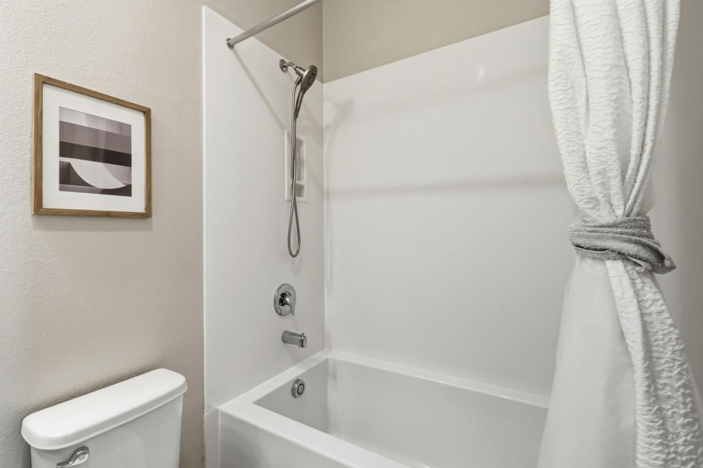 Detail Gallery Image 30 of 35 For 2760 Ball Pl #2,  Santa Clara,  CA 95051 - 2 Beds | 2/1 Baths