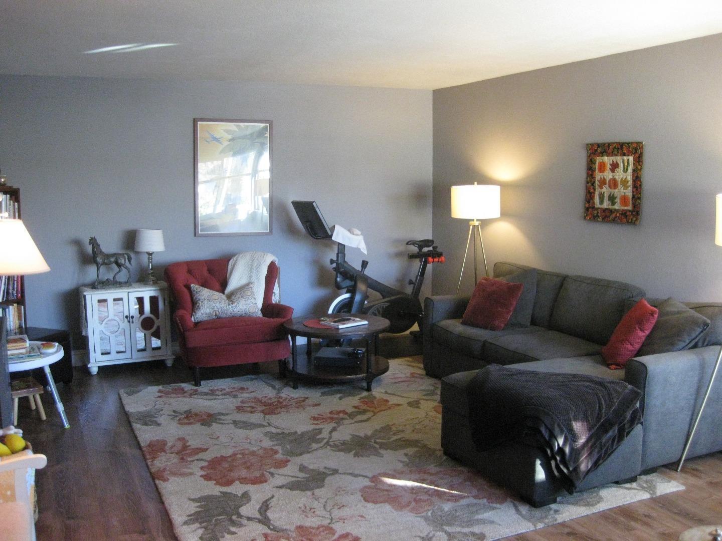 Detail Gallery Image 4 of 26 For 1618-1620 Union Ave, Redwood City,  CA 94061 - – Beds | – Baths