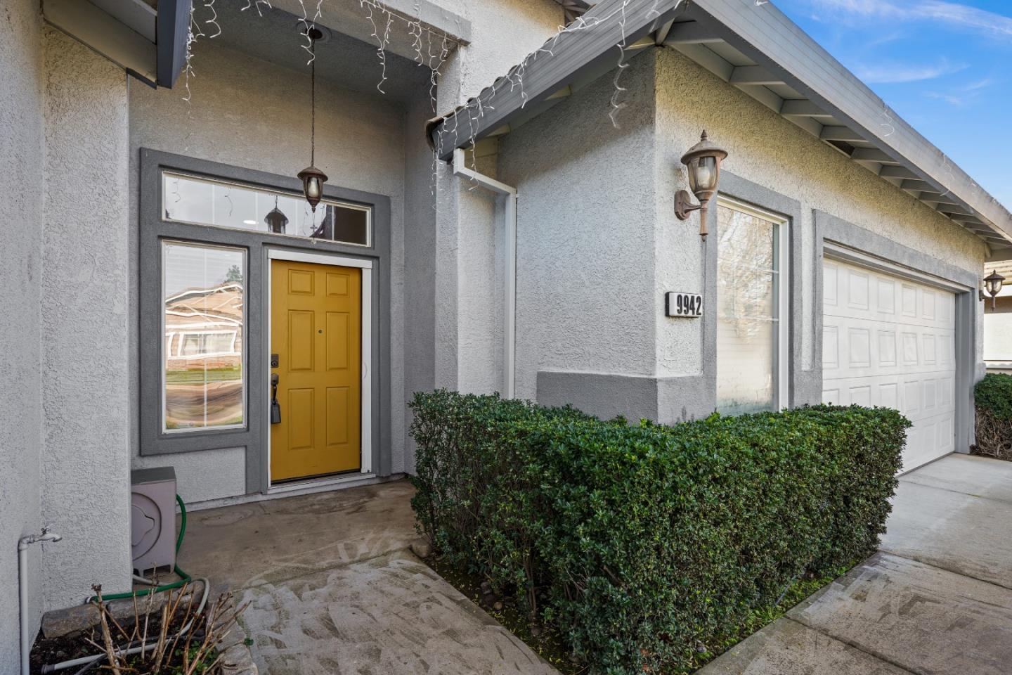 Detail Gallery Image 27 of 44 For 9942 Valderama Way, Sacramento,  CA 95829 - 3 Beds | 2 Baths