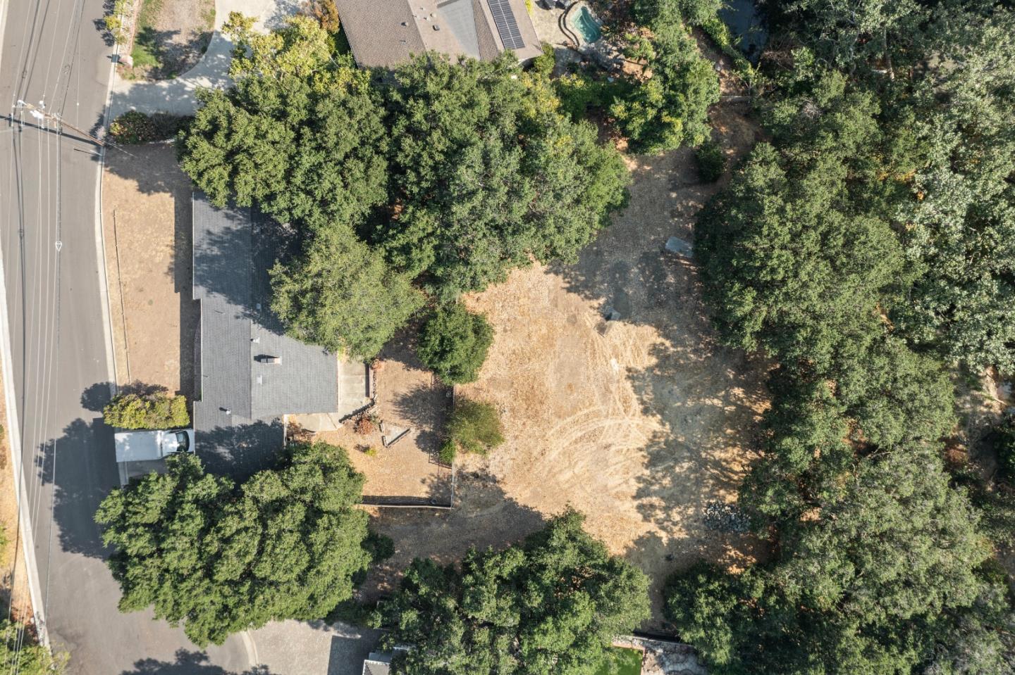 Detail Gallery Image 7 of 10 For 10621 Madera Dr, Cupertino,  CA 95014 - – Beds | – Baths