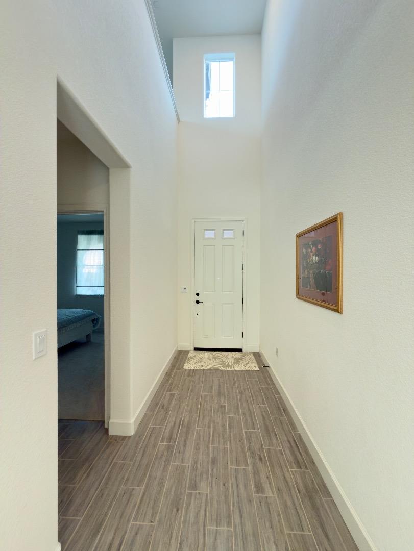 Detail Gallery Image 6 of 8 For 5955 Vantage St, Sacramento,  CA 95835 - 4 Beds | 3 Baths