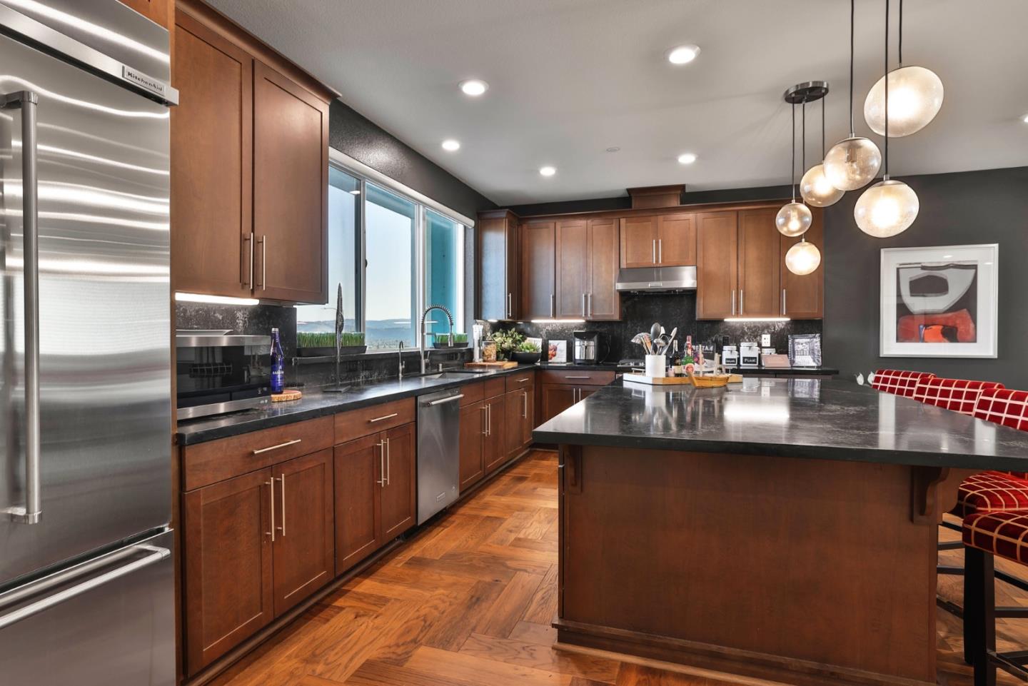 Detail Gallery Image 10 of 44 For 2986 Valley of Hearts Del Pl, San Jose,  CA 95136 - 4 Beds | 3/1 Baths