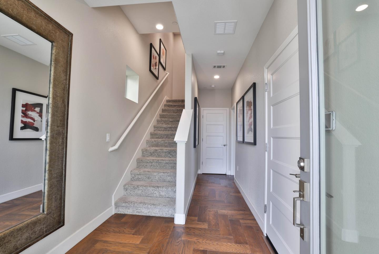 Detail Gallery Image 3 of 44 For 2986 Valley of Hearts Del Pl, San Jose,  CA 95136 - 4 Beds | 3/1 Baths