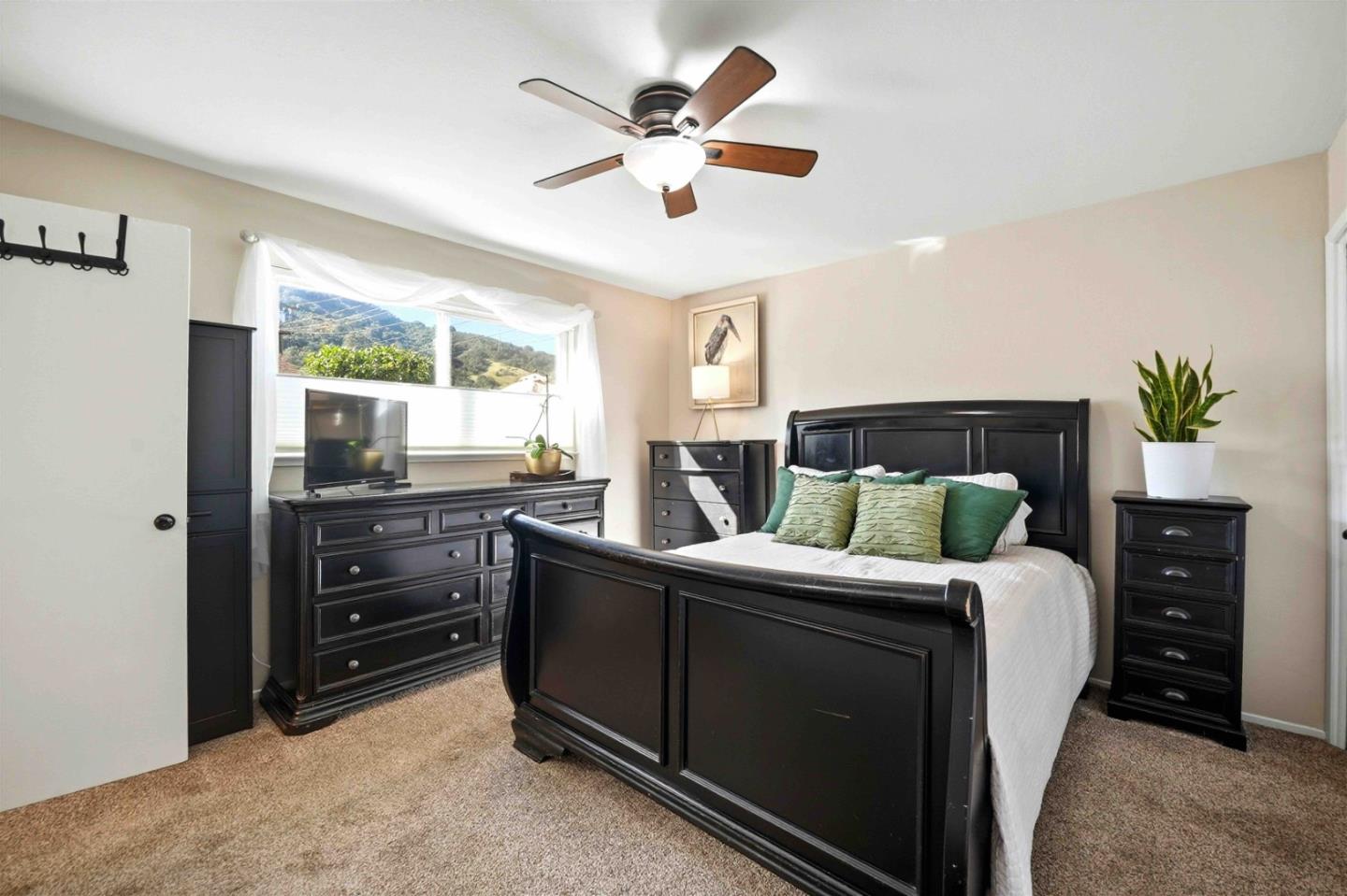 Detail Gallery Image 19 of 34 For 545 W Dunne Ave, Morgan Hill,  CA 95037 - 3 Beds | 2 Baths