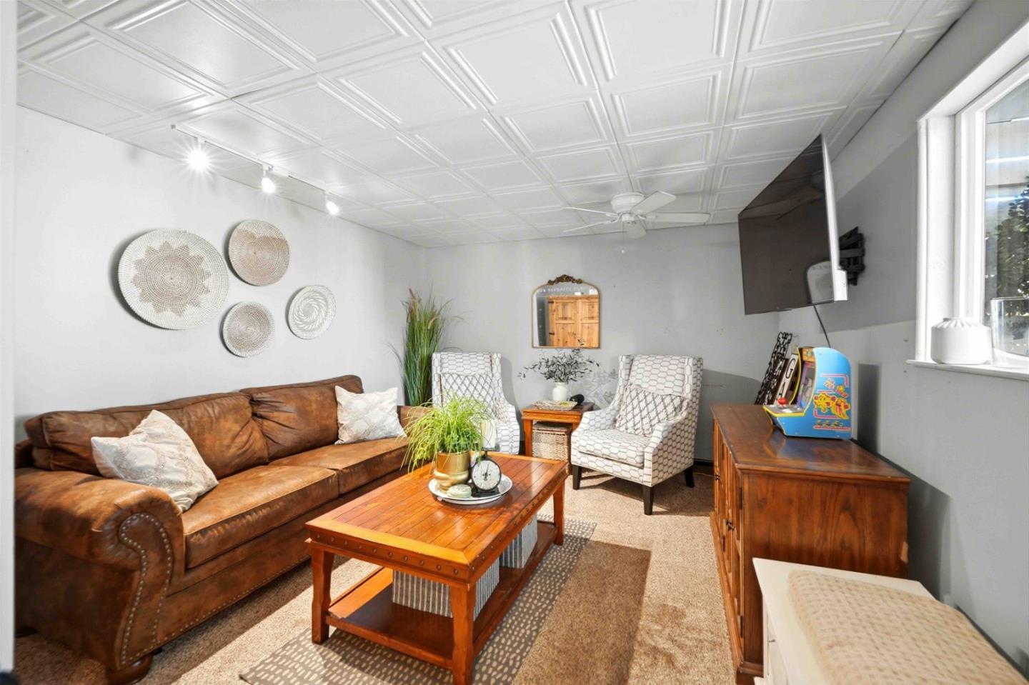 Detail Gallery Image 21 of 34 For 545 W Dunne Ave, Morgan Hill,  CA 95037 - 3 Beds | 2 Baths