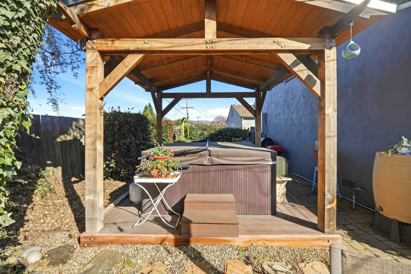 Detail Gallery Image 30 of 34 For 545 W Dunne Ave, Morgan Hill,  CA 95037 - 3 Beds | 2 Baths