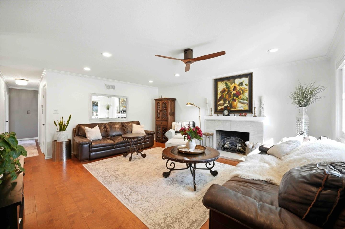 Detail Gallery Image 4 of 34 For 545 W Dunne Ave, Morgan Hill,  CA 95037 - 3 Beds | 2 Baths