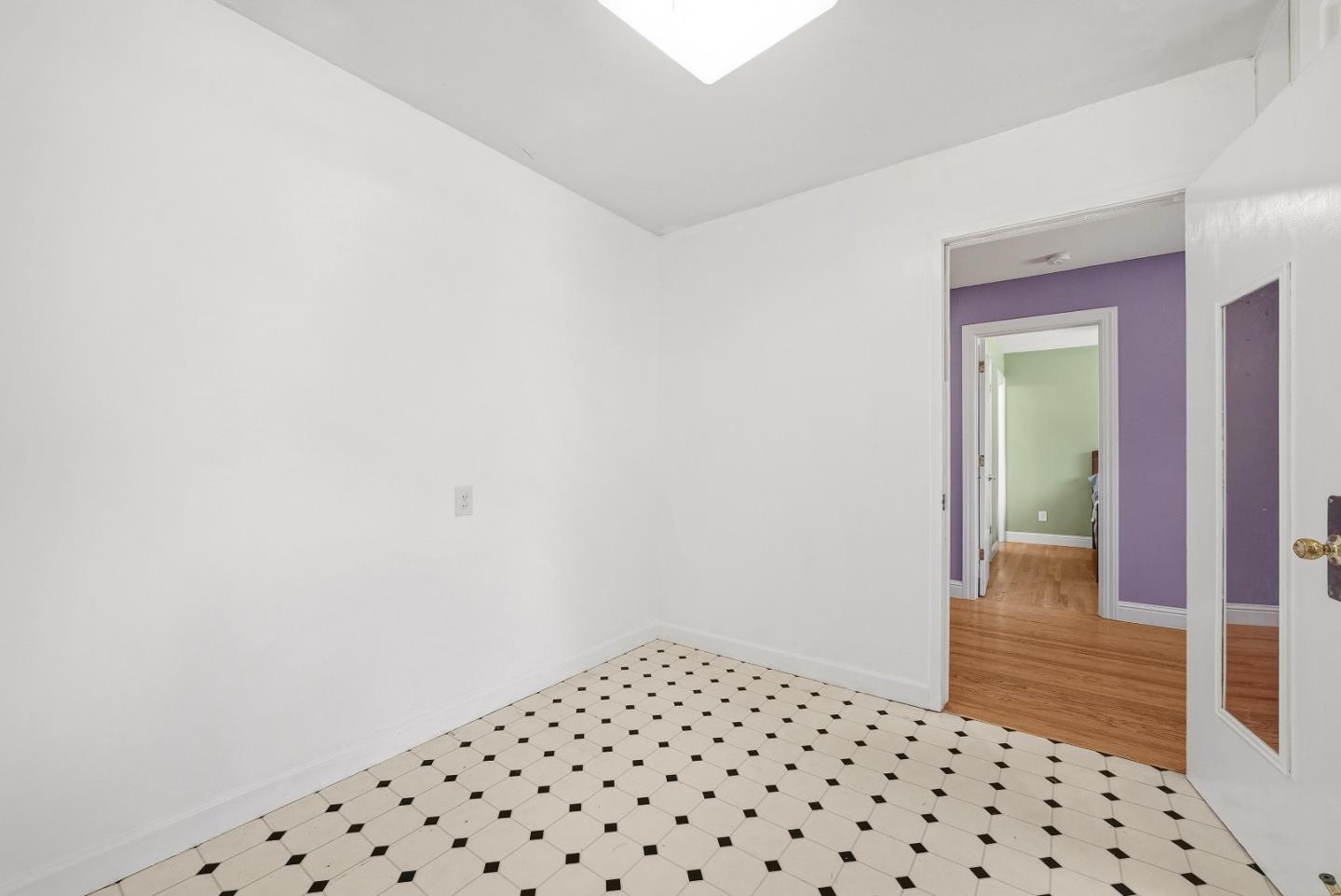 Detail Gallery Image 22 of 51 For 1289 Morningside Dr, Sunnyvale,  CA 94087 - 4 Beds | 2 Baths