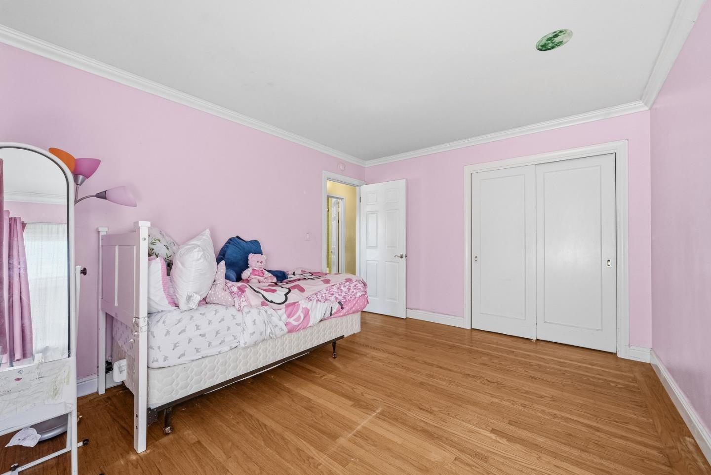 Detail Gallery Image 25 of 51 For 1289 Morningside Dr, Sunnyvale,  CA 94087 - 4 Beds | 2 Baths