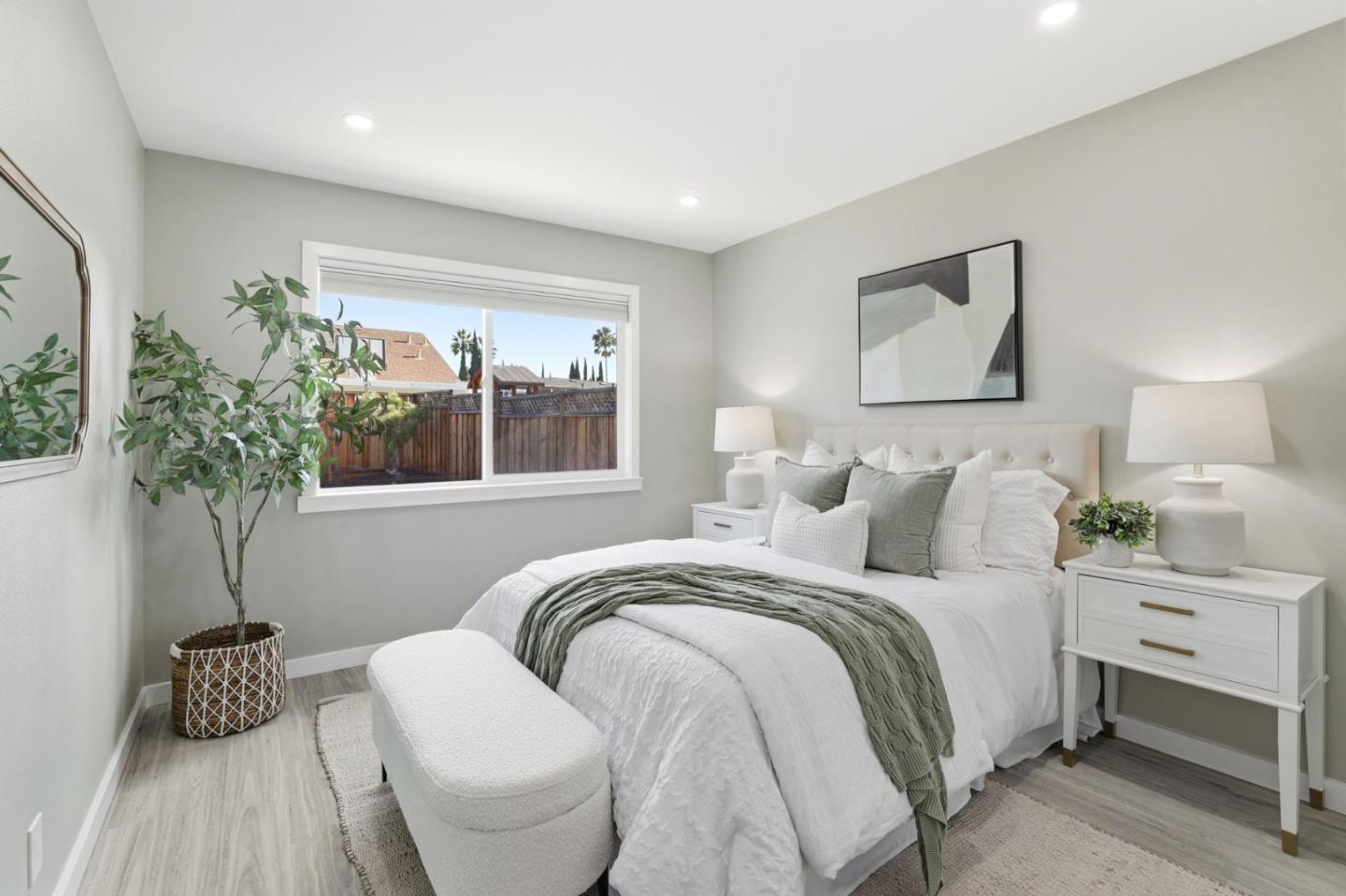 Detail Gallery Image 13 of 22 For 2210 Hikido Dr, San Jose,  CA 95131 - 4 Beds | 2 Baths