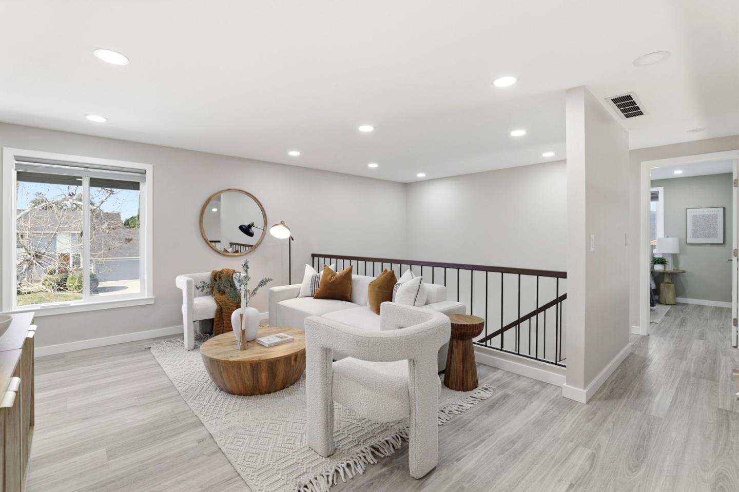 Detail Gallery Image 14 of 22 For 2210 Hikido Dr, San Jose,  CA 95131 - 4 Beds | 2 Baths