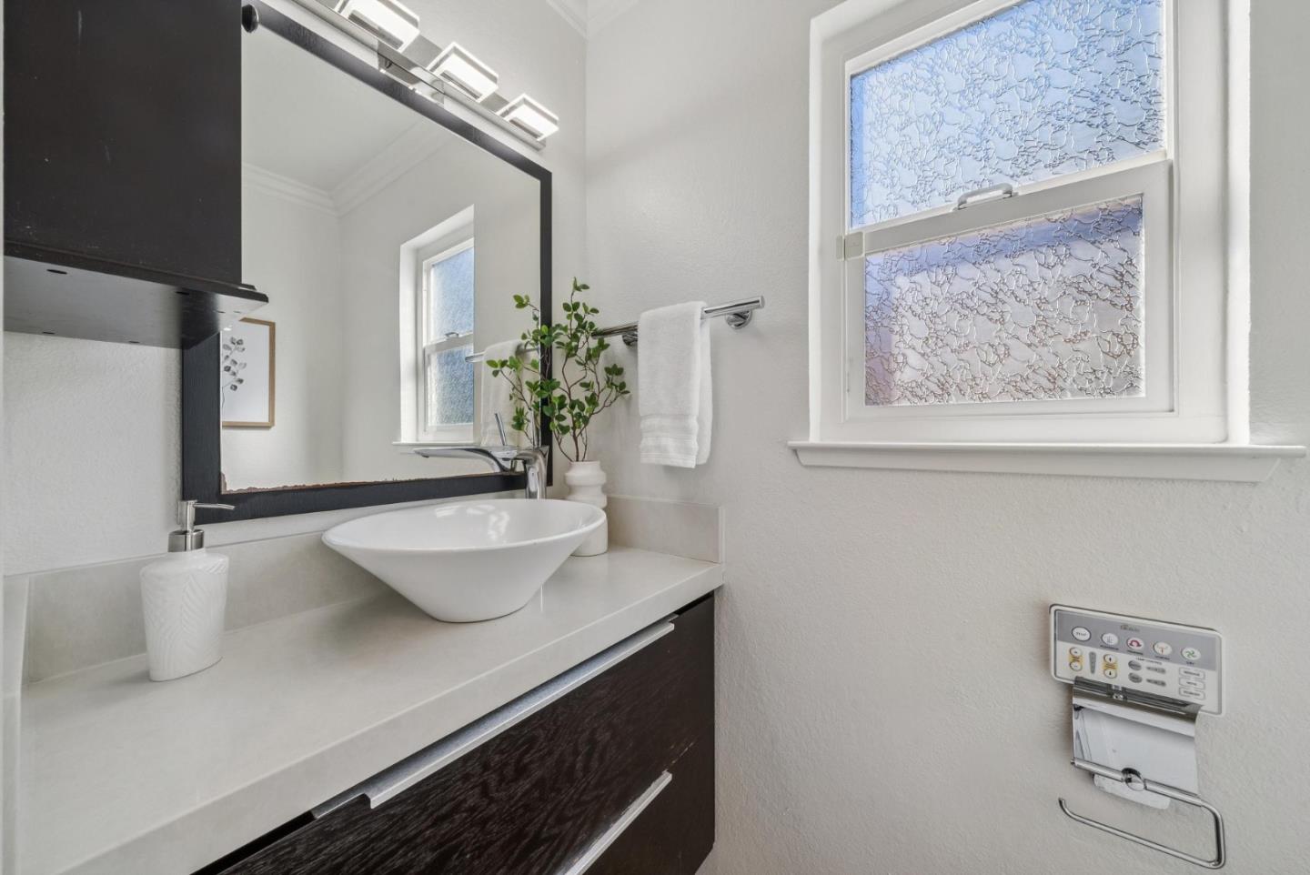 Detail Gallery Image 47 of 101 For 1467 Nesbit Ct, San Jose,  CA 95120 - 4 Beds | 2/1 Baths