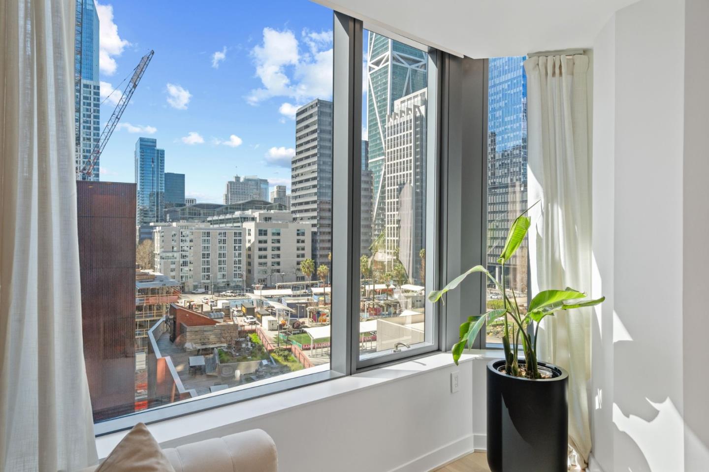 Detail Gallery Image 21 of 51 For 280 Spear St 8j,  San Francisco,  CA 94105 - 2 Beds | 2 Baths
