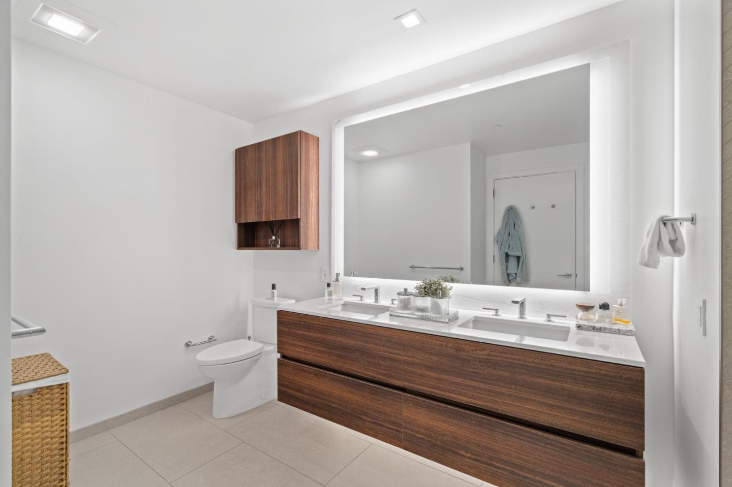 Detail Gallery Image 34 of 51 For 280 Spear St 8j,  San Francisco,  CA 94105 - 2 Beds | 2 Baths