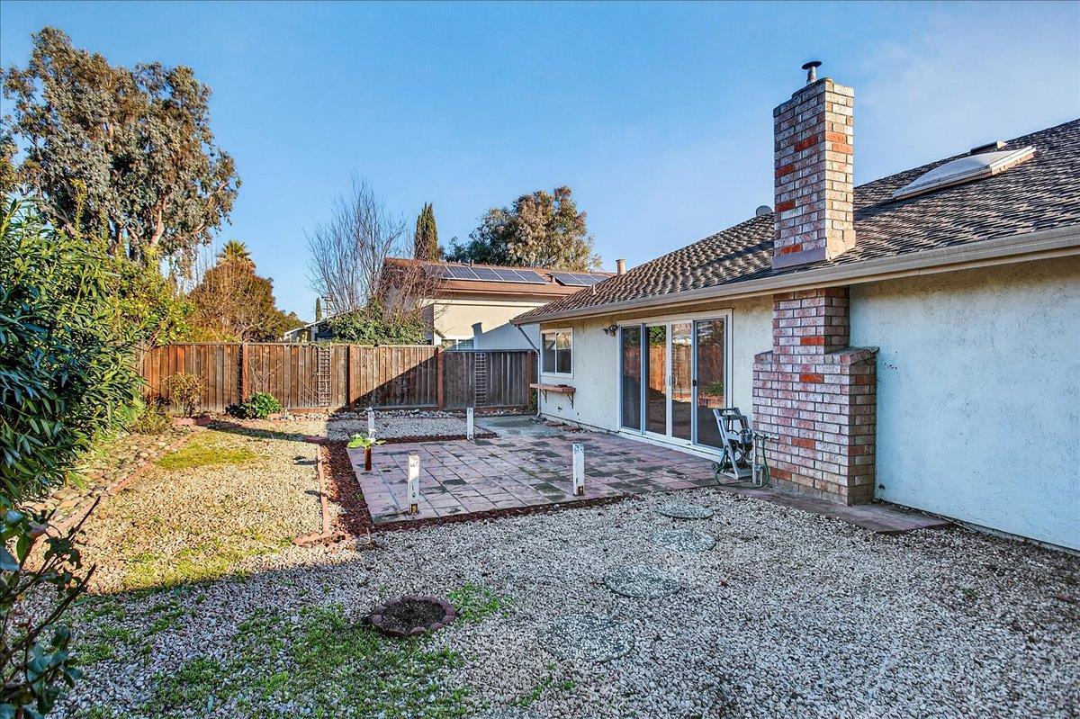 Detail Gallery Image 28 of 31 For 80 Cyclamen, San Jose,  CA 95111 - 3 Beds | 2 Baths