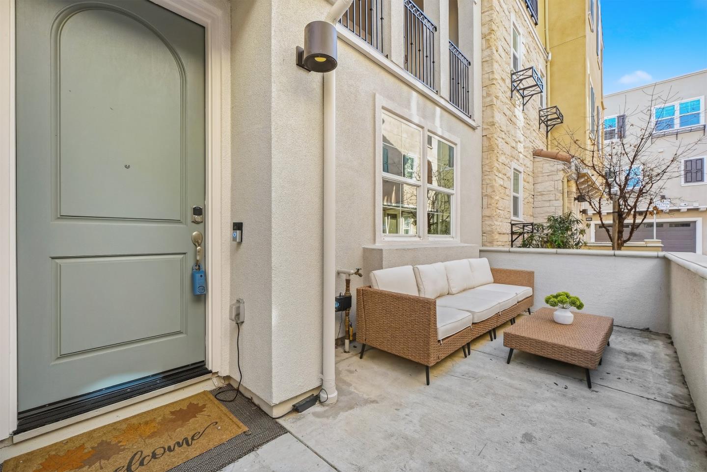 Detail Gallery Image 11 of 59 For 5845 Vizcaino Way, Newark,  CA 94560 - 4 Beds | 3 Baths