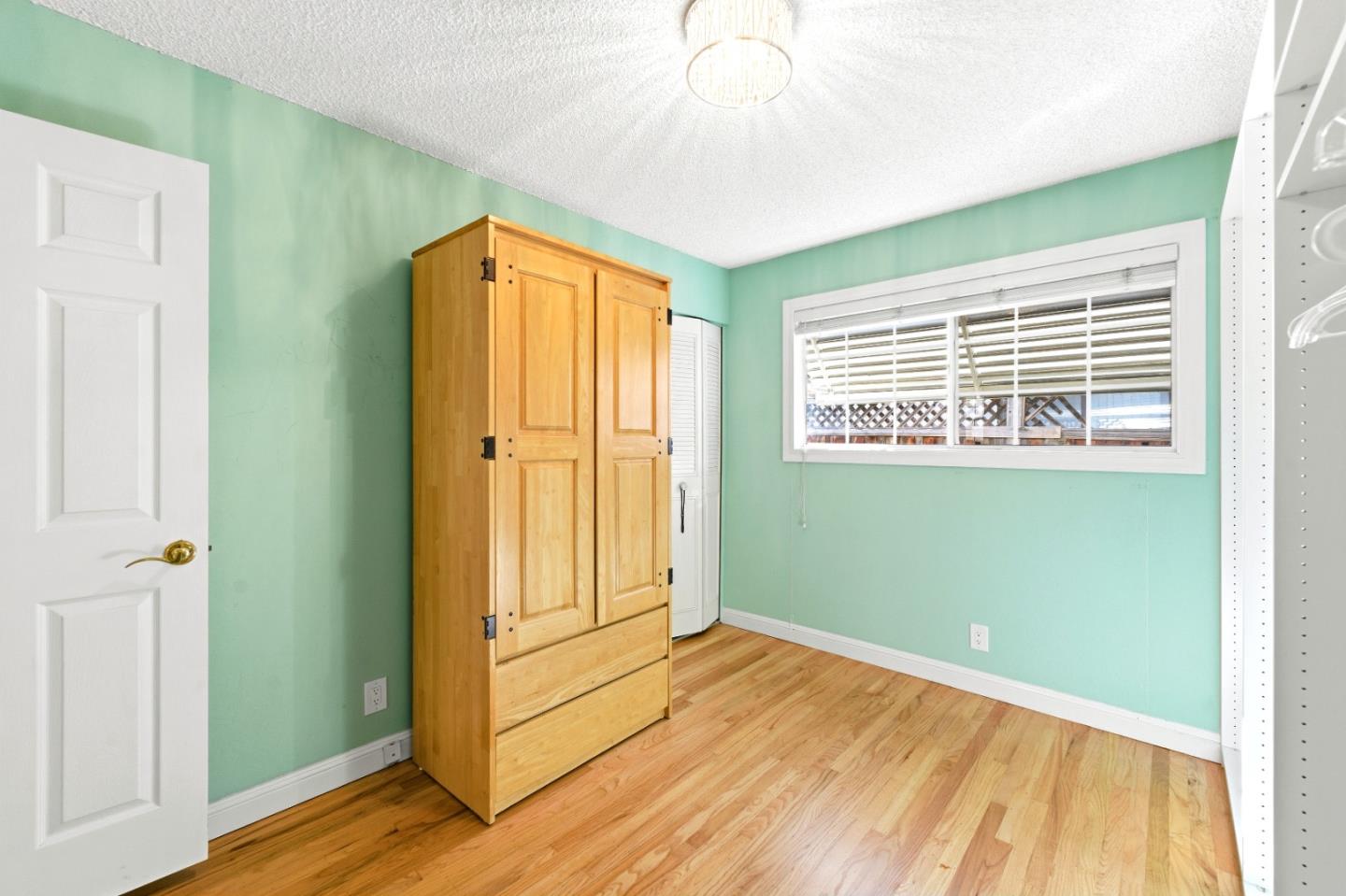 Detail Gallery Image 15 of 30 For 5932 Chesbro Ave, San Jose,  CA 95123 - 4 Beds | 2 Baths