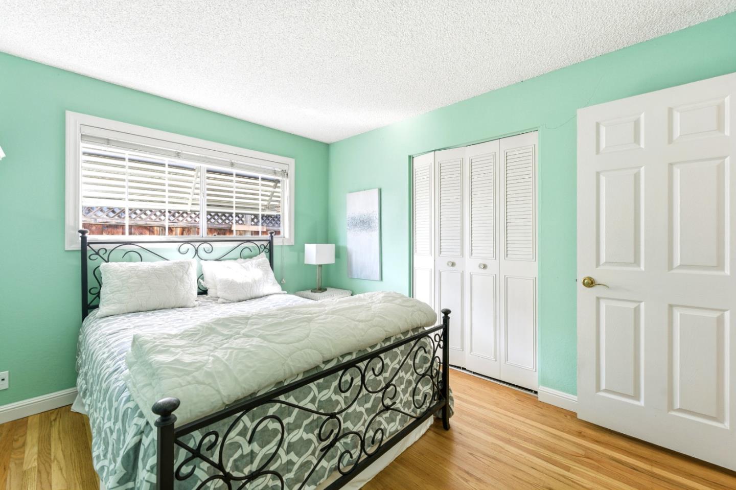 Detail Gallery Image 16 of 30 For 5932 Chesbro Ave, San Jose,  CA 95123 - 4 Beds | 2 Baths