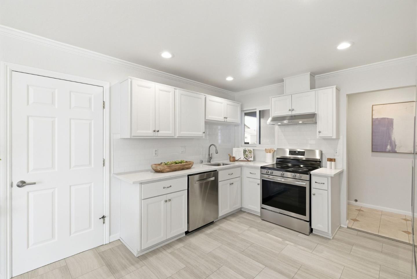 Detail Gallery Image 10 of 73 For 2330 Maximilian Dr, Campbell,  CA 95008 - 3 Beds | 2 Baths