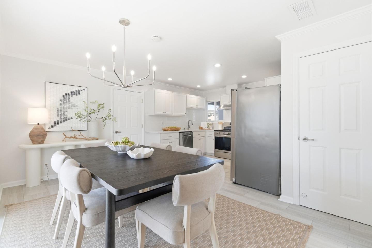 Detail Gallery Image 16 of 73 For 2330 Maximilian Dr, Campbell,  CA 95008 - 3 Beds | 2 Baths