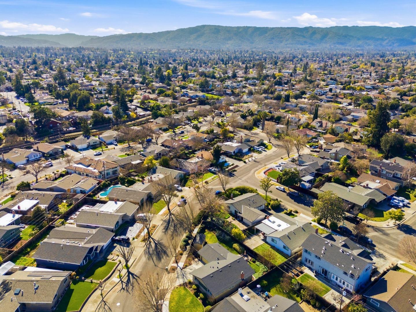 Detail Gallery Image 75 of 76 For 2330 Maximilian Dr, Campbell,  CA 95008 - 3 Beds | 2 Baths