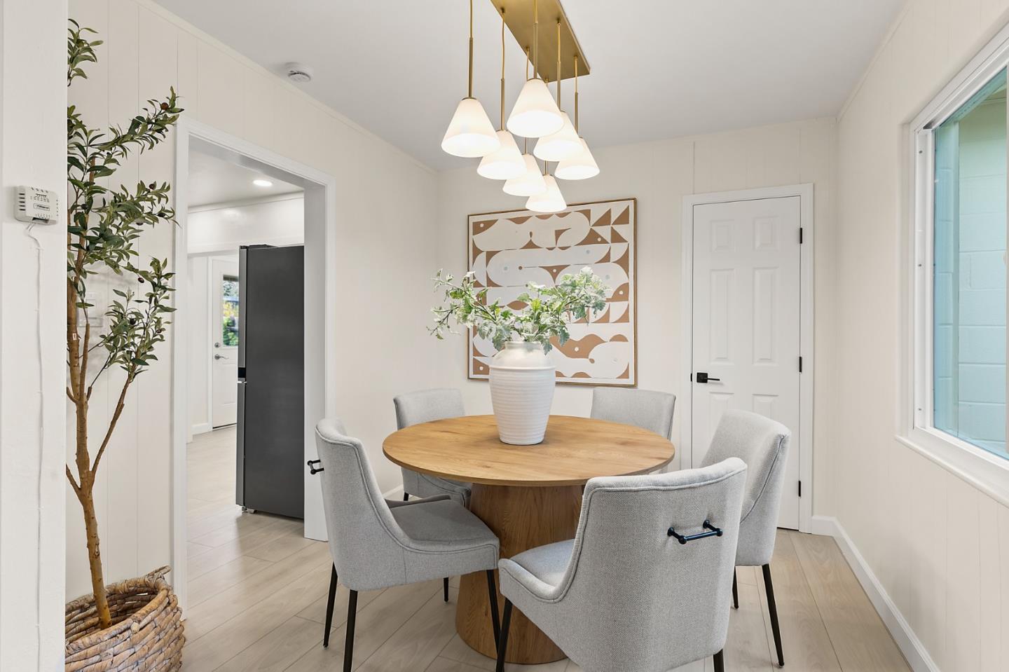 Detail Gallery Image 9 of 25 For 274 W Duane Ave, Sunnyvale,  CA 94085 - 3 Beds | 1 Baths