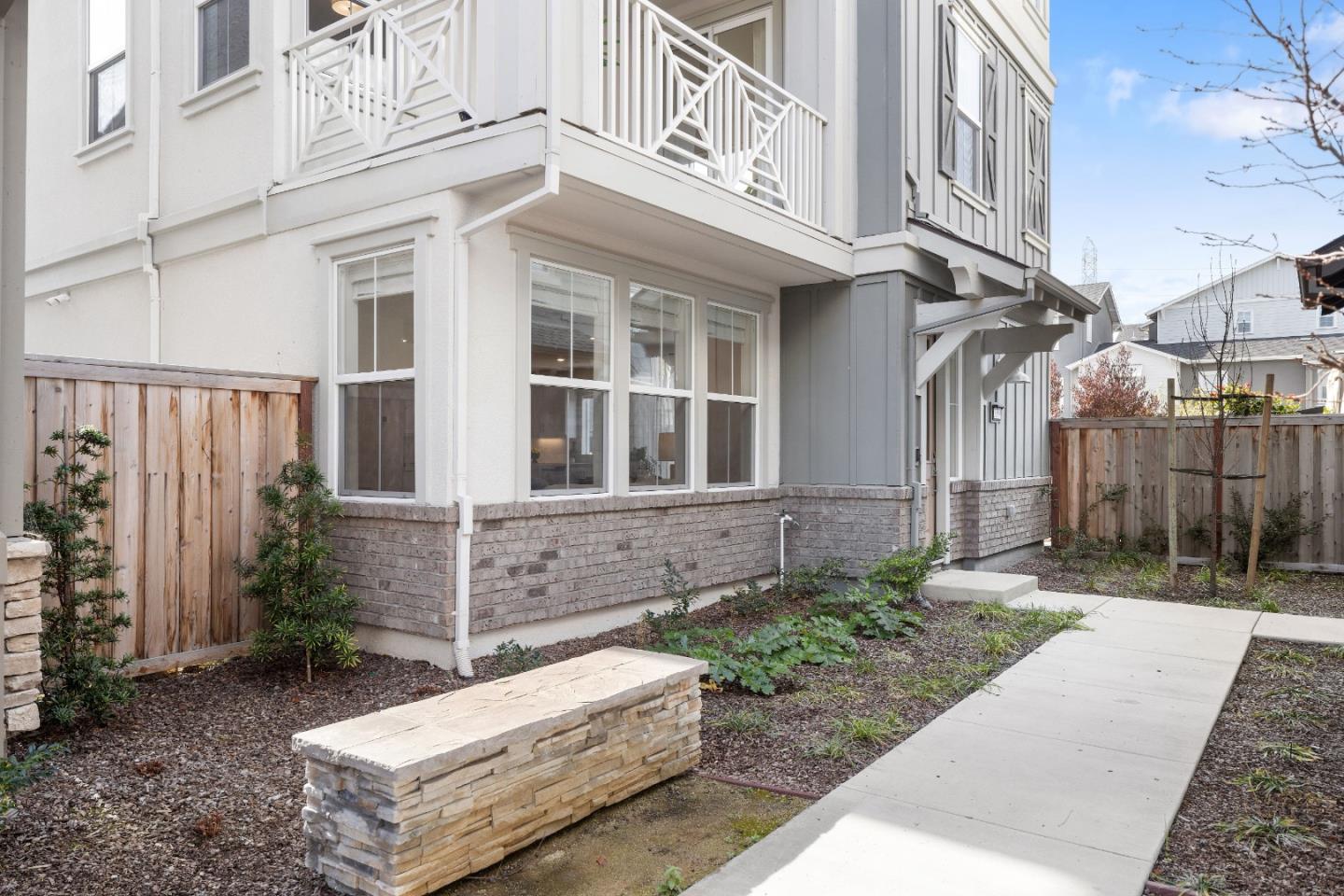 Detail Gallery Image 2 of 96 For 37599 Sand Drift Rd, Newark,  CA 94560 - 4 Beds | 3/1 Baths