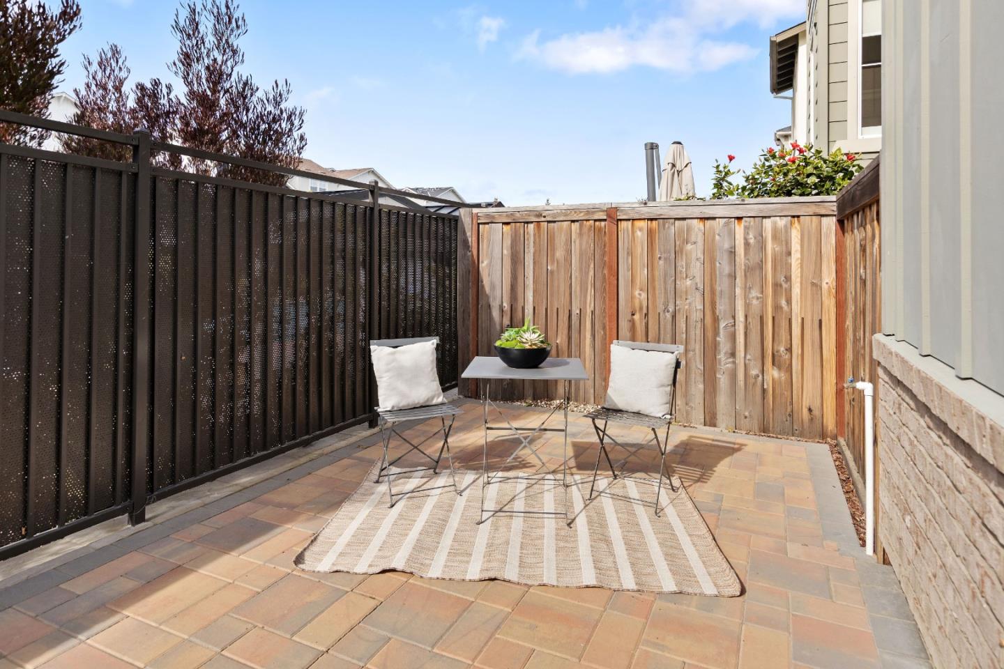 Detail Gallery Image 25 of 96 For 37599 Sand Drift Rd, Newark,  CA 94560 - 4 Beds | 3/1 Baths