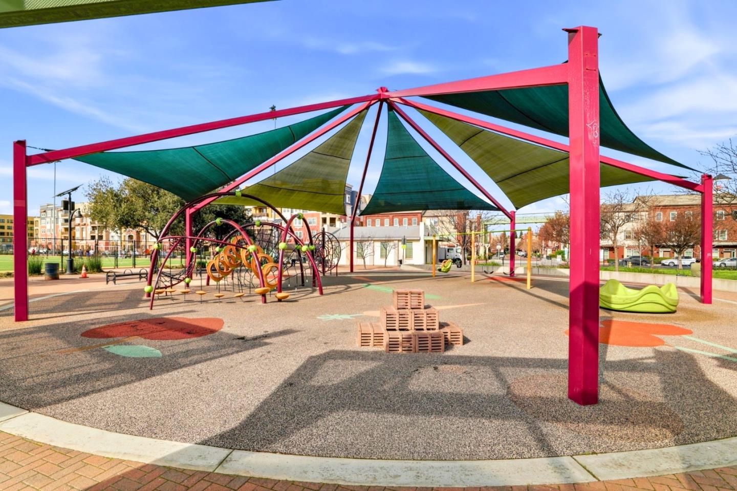 Detail Gallery Image 33 of 38 For 846 Font Ter, San Jose,  CA 95126 - 3 Beds | 3 Baths